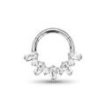 Piercing clicker in titanio ASTM F136 con zirconi taglio baguette. Ideale per daith e septum, leggero, biocompatibile e resistente. Eleganza e brillantezza per ogni occasione.