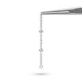 Rinnova il tuo stile con la nostra catenina pendente per piercing, l'accessorio perfetto per dare un tocco di luce e movimento unico ai tuoi piercing. Progettata per chi cerca il perfetto equilibrio tra estetica raffinata e comfort quotidiano, questa creazione unisce design e qualità professionale