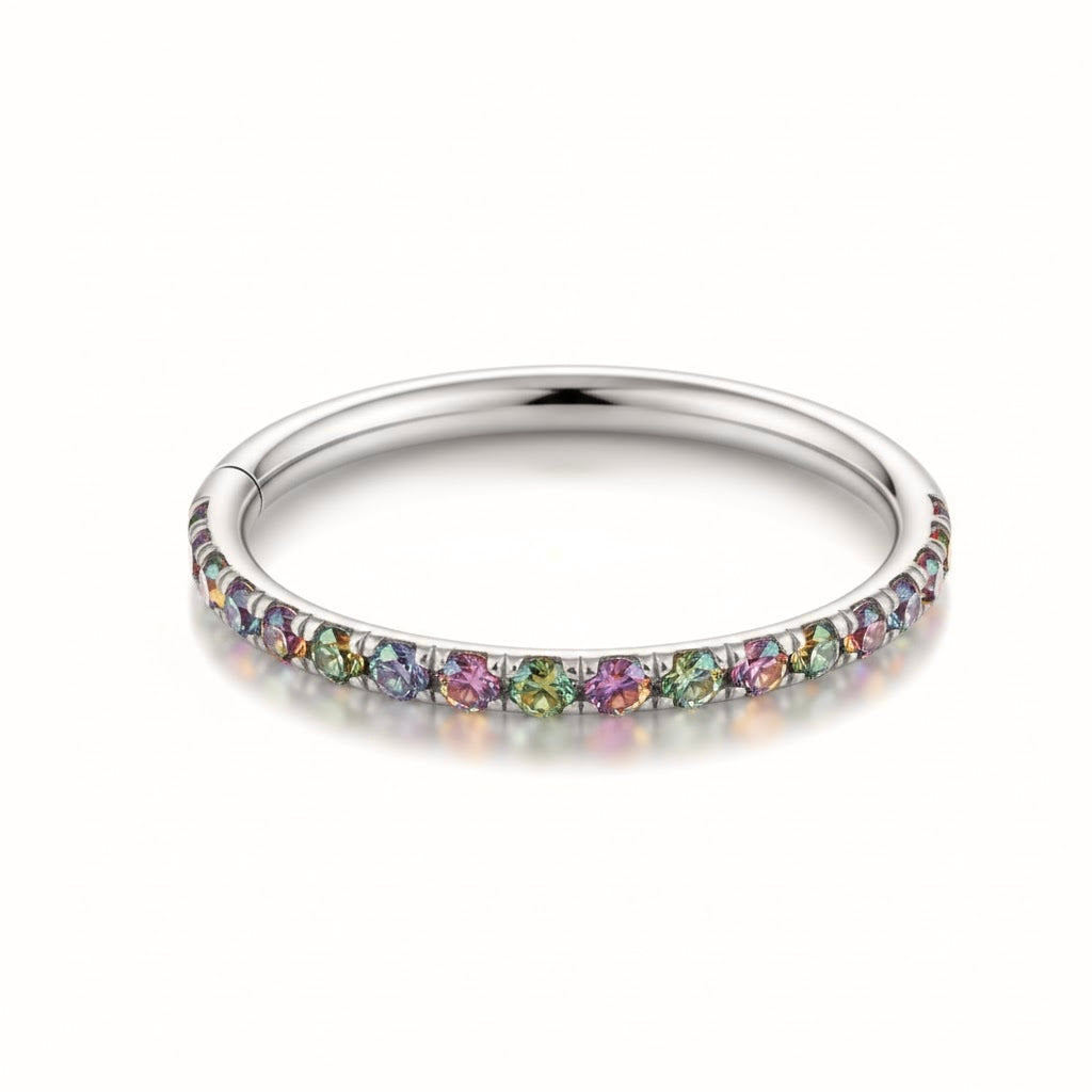 Anello clicker Bright Clicker Ring in titanio, gioiello piercing con fila di brillantini (Bianco, Aurora Boreale, Azzurro).