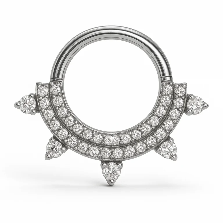 Esalta il tuo stile con Double Shiny Spike in titanio, il piercing elegante e moderno con doppia punta brillante, pensato per chi ama look grintosi e raffinati.
Realizzato in titanio di grado implantare, è ipoallergenico, leggero e sicuro anche per le pelli più sensibili, garantendo comfort e durata nel tempo.