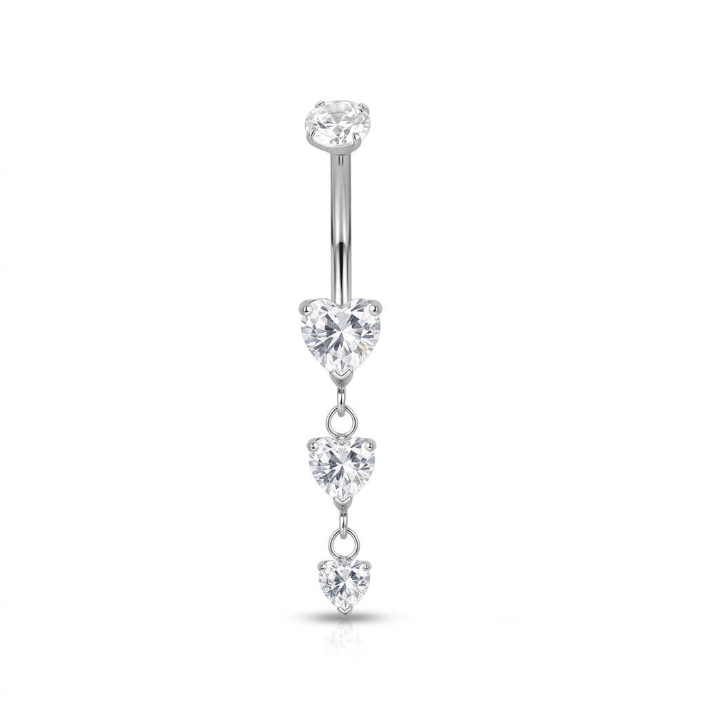 Piercing ombelico in titanio ASTM F136 con elegante pendente composto da cuori in zirconia brillante. Ipoallergenico, resistente e perfetto per valorizzare il tuo look con un tocco romantico.