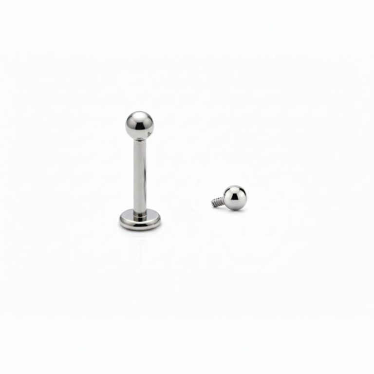 Labret in titanio a filettatura interna. Barra per piercing ipoallergenica