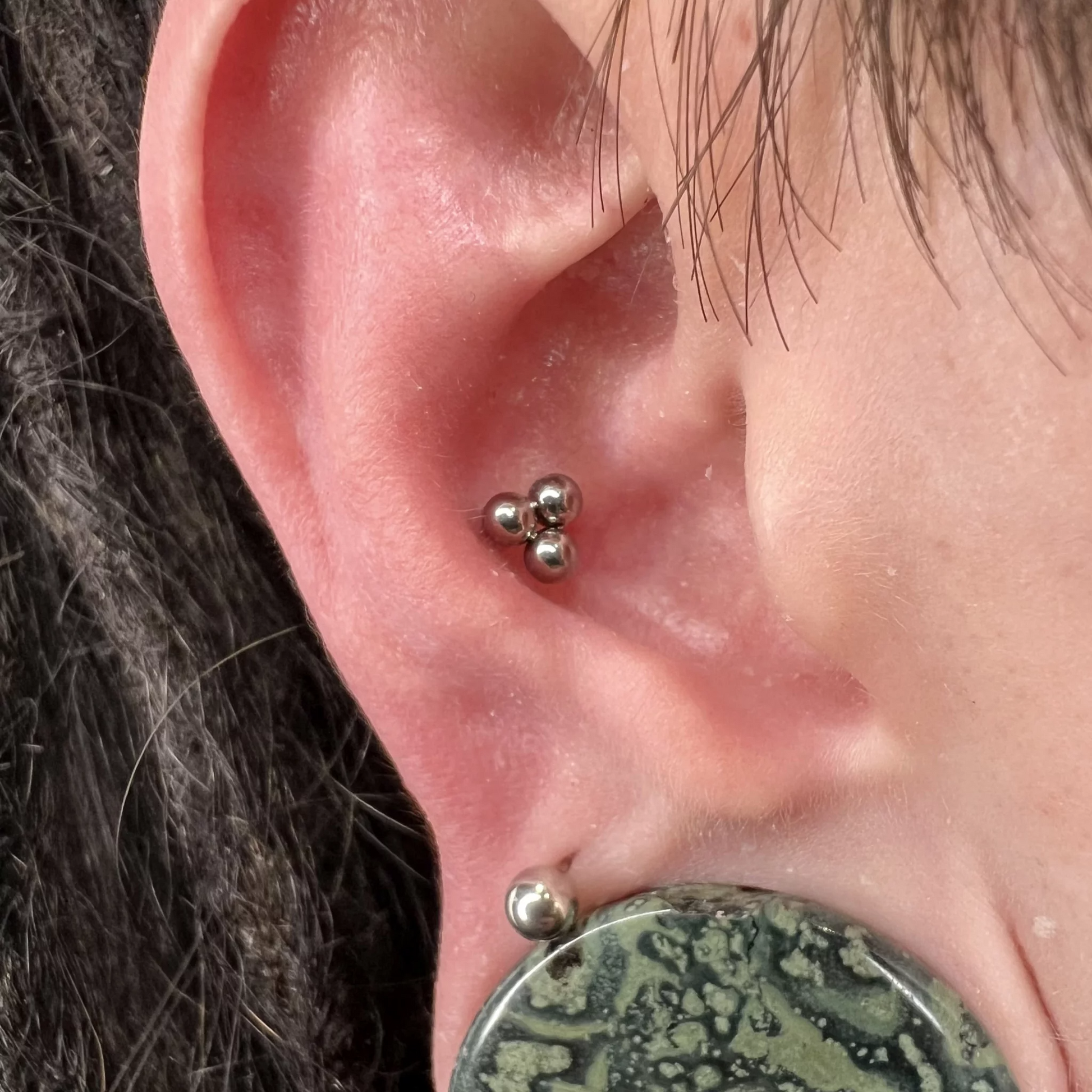 Piercing Triple Balls (Tre Sfere) in titanio, finitura lucida