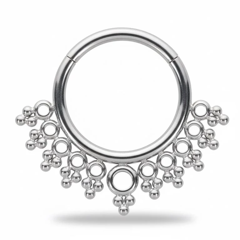 Piercing Egypt Clicker in titanio – anello con chiusura a click, design ispirato all’Egitto, ipoallergenico e resistente per uno stile unico e raffinato.