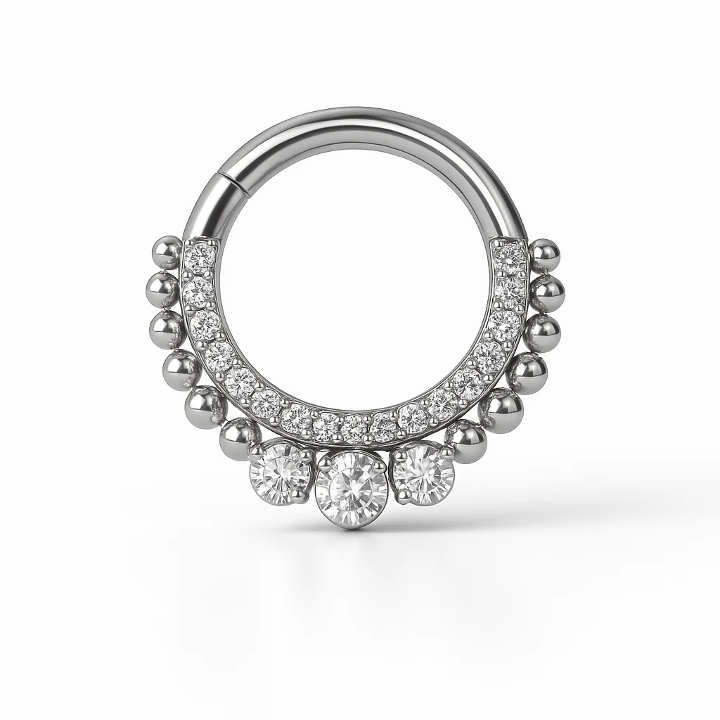 Scopri Marina Clicker, piercing in titanio dal design brillante e minimalista. Comfort, qualità e durabilità in un gioiello unico.