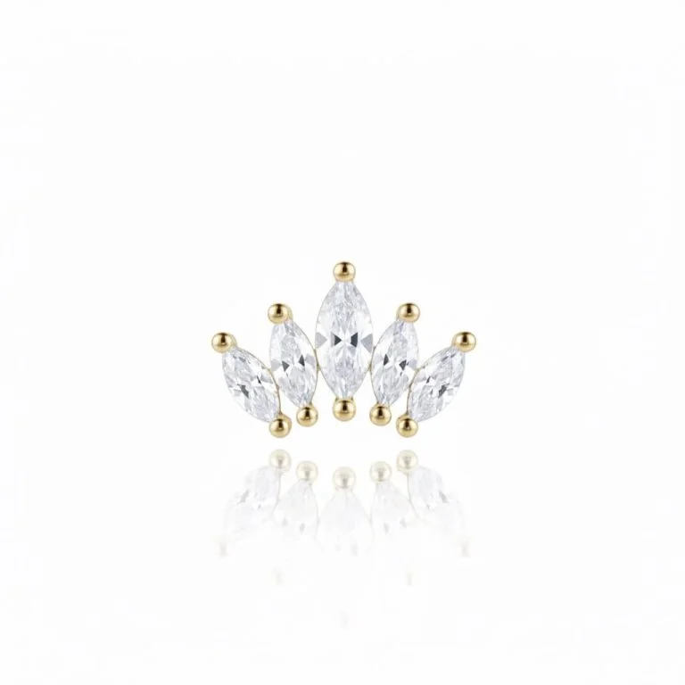 Marquise gold piercing in oro, gioiello elegante e luminoso per orecchio
