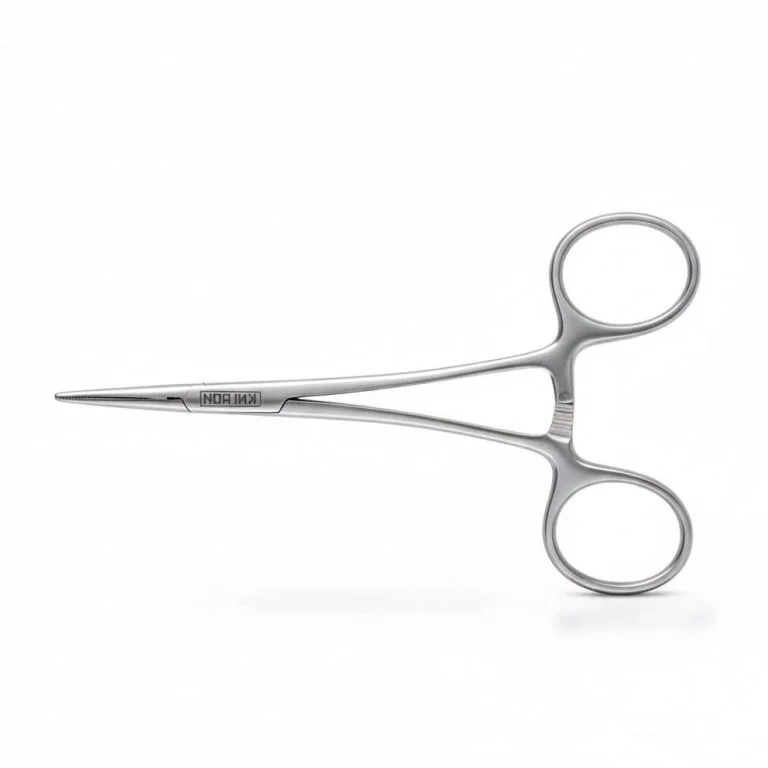 Le Pinze Noa Ink sono progettate per garantire massima precisione, comfort e sicurezza durante ogni sessione di tatuaggio o piercing.
Realizzate con materiali di alta qualità, assicurano una presa stabile e un controllo ottimale, permettendo di lavorare con cura e accuratezza anche nei dettagli più fini.