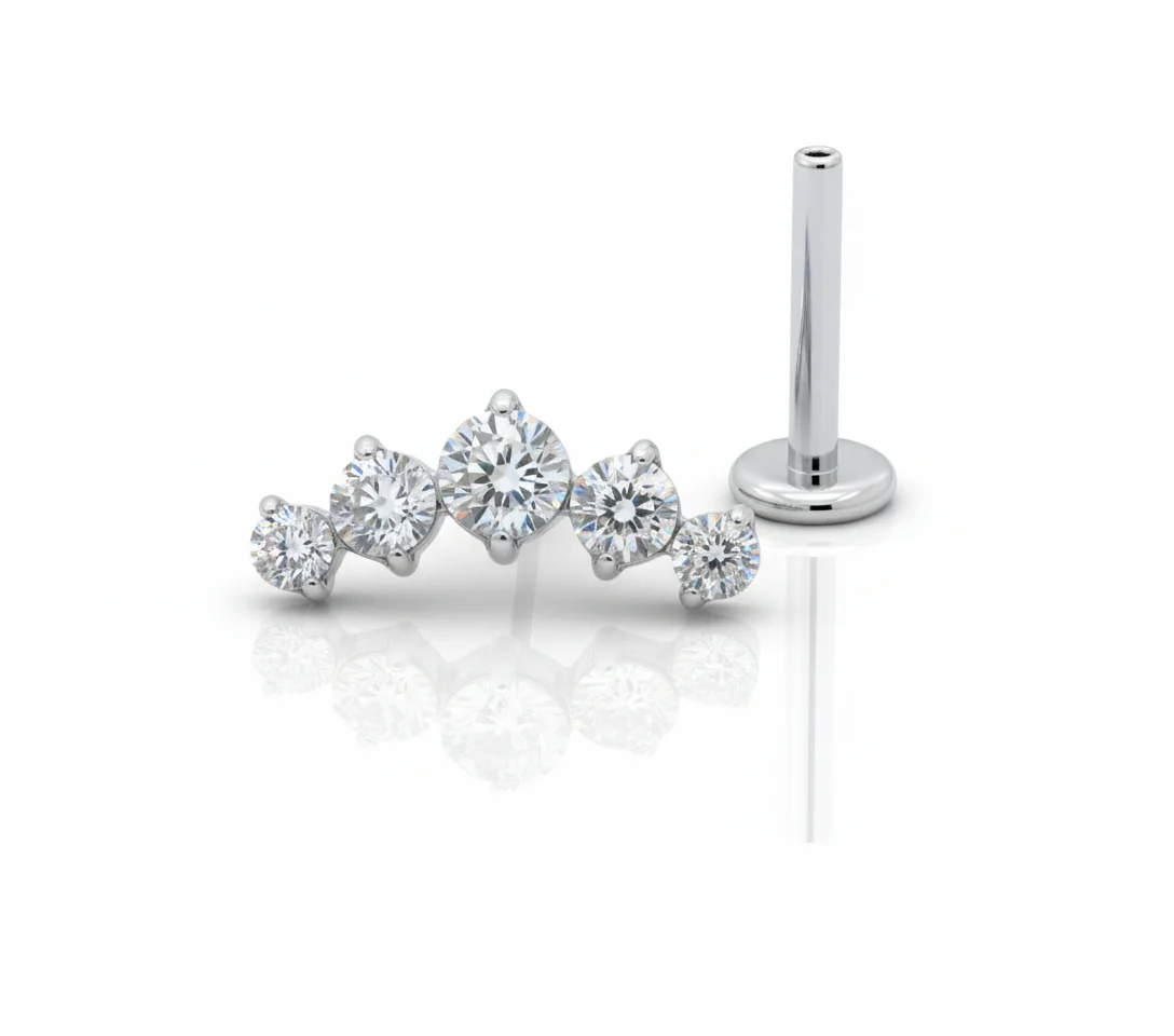 Piercing in titanio Power Cluster Threadless con gruppo di gemme luminose