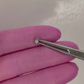 Terminale Diamond Stud in titanio ASTM F136 con tre zirconi rotondi ad alta brillantezza. Ideale per lobo, helix, flat, trago e conch. Ipoallergenico, nickel free e dal design elegante.