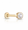 Shiny Bar Gold piercing in oro giallo lucido – gioiello elegante e resistente, ideale per look discreto ma di tendenza.