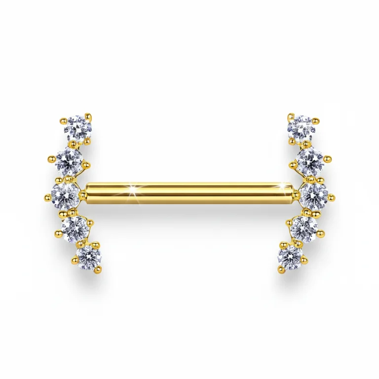 Lasciati conquistare dallo Shiny Nipple in oro 14k, il piercing per capezzolo che unisce eleganza, brillantezza e comfort. Realizzato in oro di alta qualità, è anallergico, sicuro sulla pelle e ideale per chi cerca un accessorio raffinato ma anche sensuale.
