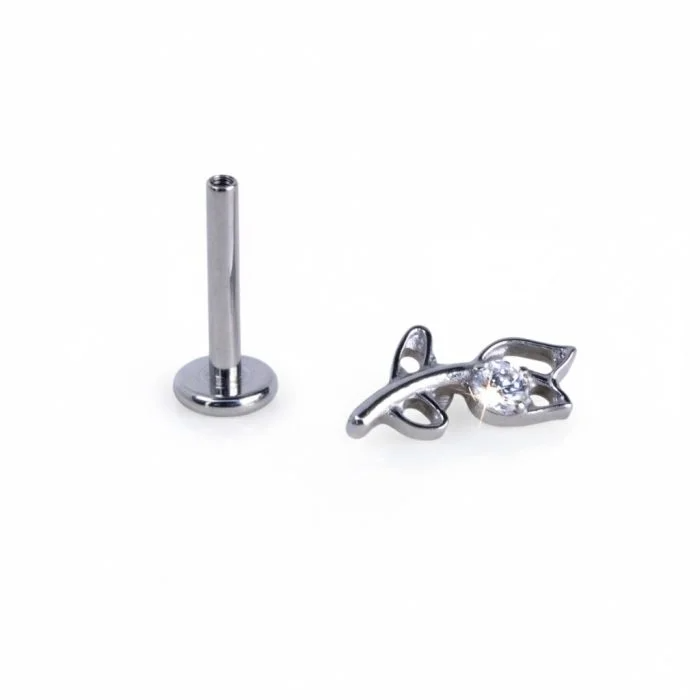 Piercing a forma di tulipano (Tulip) con gemma singola, base in titanio di grado implantare ASTM F136. Gioiello floreale minimal.